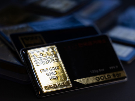 Investitori izbjegavaju dionice i povećavaju cijenu zlata