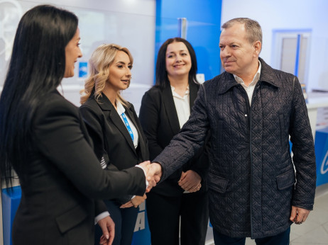 Milanović povlači 70 miliona KM iz Nove banke