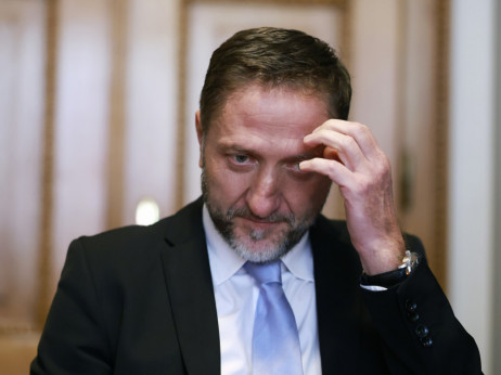 E-pismo: Tudi ministru Boštjančiču je zmanjkalo časa