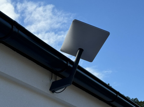 Testirali smo Starlink u BiH: Brzine preko 300 Mbps i stabilna veza, ali još bez dozvole