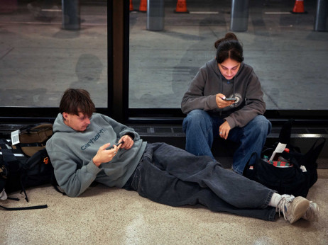 Dominacija velikih tehnoloških tvrtki ovisi o našoj lijenosti