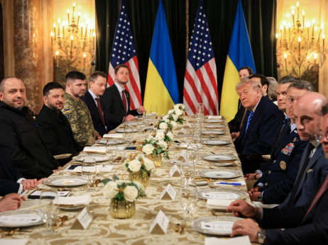 Трамп: Голем напредок во разговорите со Зеленски