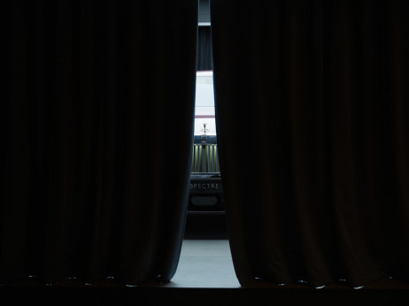 Rolls-Royce: Fokus na unikatne modele za najbogatije dok potražnja za EV opada