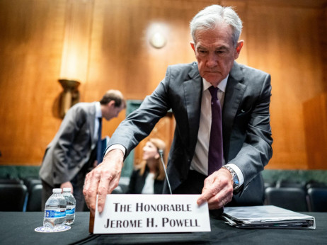 Rat za Fed - Trumpov pritisak i Powellovo odbijanje