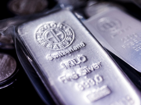 Srebro doseglo rekord zbog rasta cijena plemenitih metala