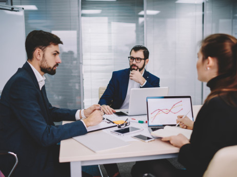 Komunikacija kao ekonomska sila: Javni pritisak ne stvara krize, on ih otkriva