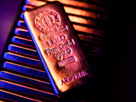 Cijena zlata preskočila 5.200 dolara, tržište reaguje na Trumpove izjave