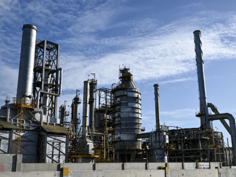 Nafta pod pritiskom: Hoće li prevladati višak ili neizvjesnost?