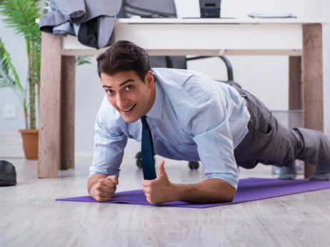 Nemate vremena za trening? Isprobajte 'fitnes zalogaje' za prezaposlene