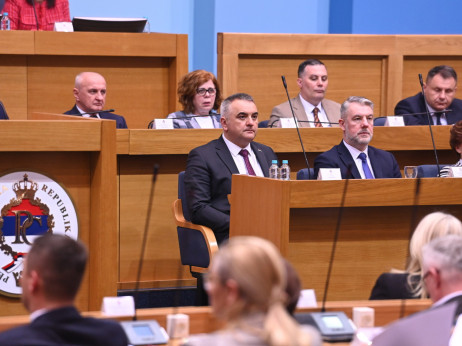 Po treći put izabrana Vlada RS sa Savom Minićem na čelu