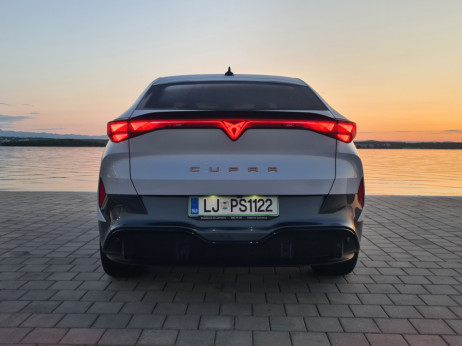 Test Cupra Tavascan: Električni crossover između Španije i Kine, uz blagonaklon stav Brisela