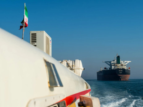 Ќе издржи ли кревкото примирје кога секој влече на своја страна?