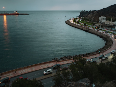 Dva američka aviona pala u Persijskom zalivu, eskalira petonedjeljni rat