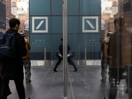 Ko zarađuje dok softverski sektor tone