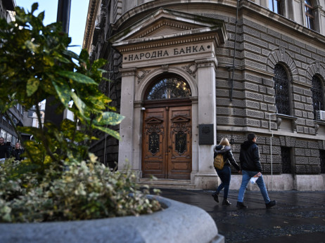 Uprkos padu inflacije, kamatne stope u Srbiji ostale nepromenjene