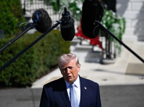 Da li Donald Trump kupuje vreme ili priznaje poraz pred Iranom