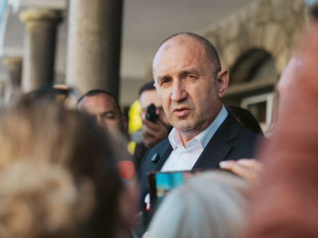 Bugarski rusofil Radev obezbedio ubedljivu pobedu na izborima