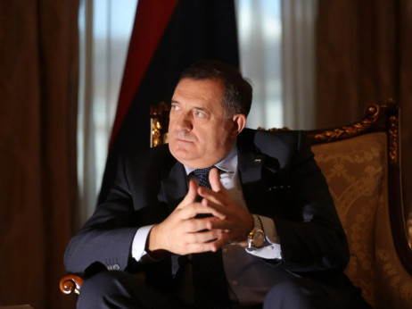 Bloomberg: Trumpova porodica i prijatelji pomažu u oživljavanju Dodika