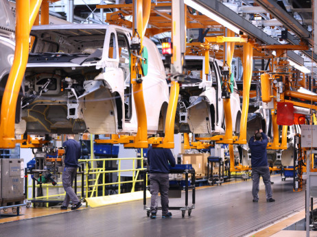 Njemačka autoindustrija poziva na deeskalaciju u sporu oko carina između SAD-a i EU