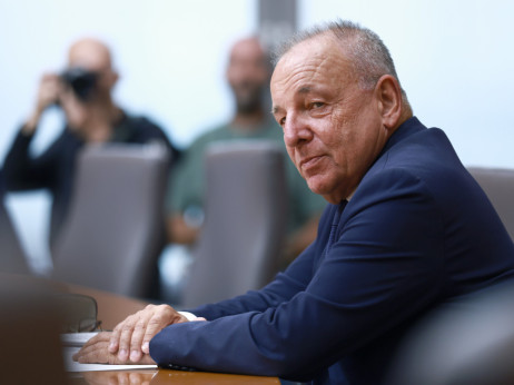 Minister Šircelj obljublja, da "novih davkov ne bo"