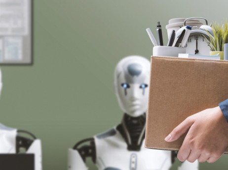 AI seli dio filmske produkcije iz studija na laptop