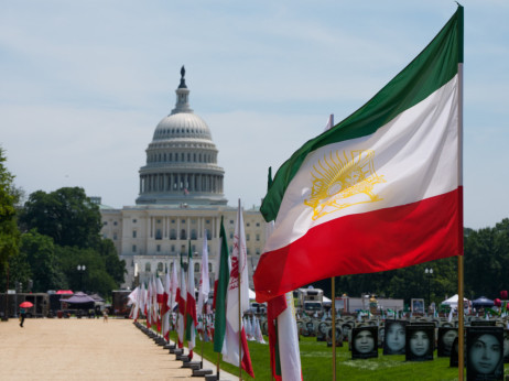 Итното повлекување на Трамп од војната што Вашингтон воопшто не ја разбра