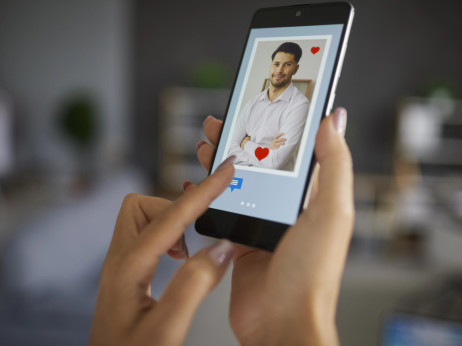 Ljubav, posao i algoritmi: Kako digitalno doba mijenja odnose i tržište rada