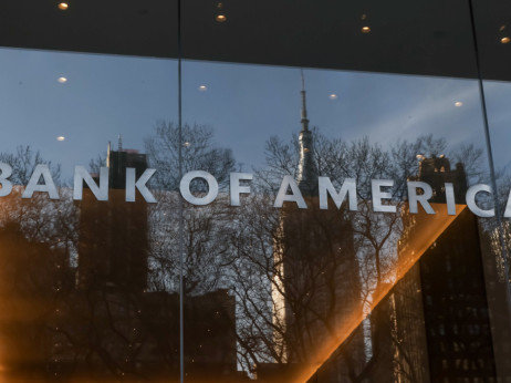S&P 500 na rekordima uz upozorenja na moguću korekciju