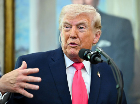 Primirje SAD-a s Iranom je gotovo, poručio Trump