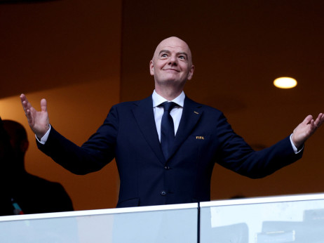 FIFA iz Svjetskog prvenstva obilježenog kontroverzama izlazi još bogatija