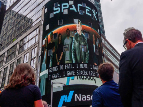 Velika ulaganja u AI zasjenila snažan debi SpaceX-a na berzi
