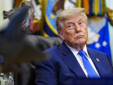 Trump zaprijetio bombardiranjem Omana ako se suprotstavi SAD-u