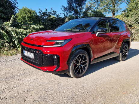 Test vožnja: Toyota RAV 4 GR Sport, hibrid uz koji lako zaboravite dizelaše