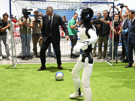 U Šapcu otvorena fabrika humanoidnih robota