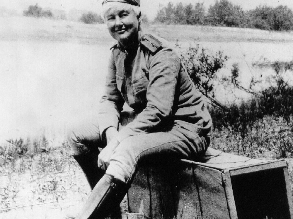 Flora Sandes